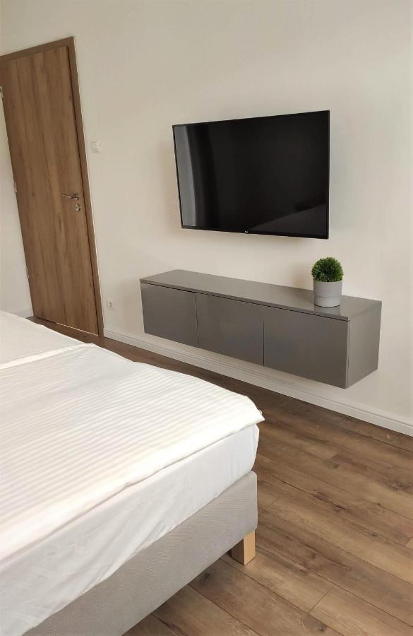 Helena Studio Apartman Siófok Zewnętrze zdjęcie