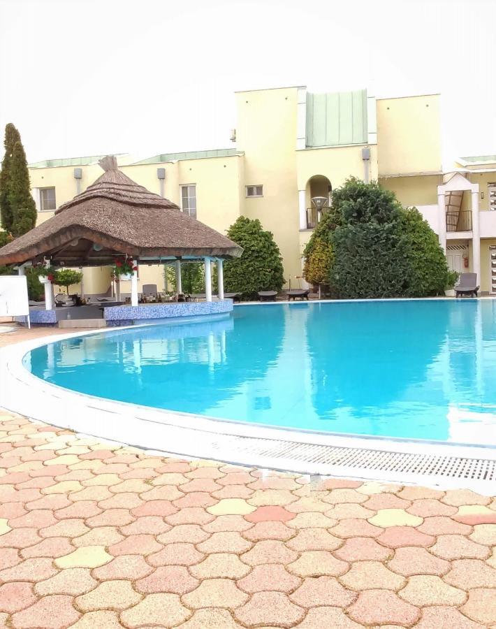 Helena Studio Apartman Siófok Zewnętrze zdjęcie
