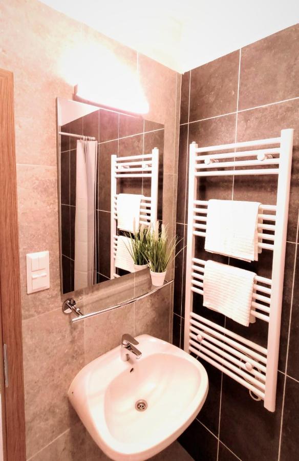 Helena Studio Apartman Siófok Zewnętrze zdjęcie