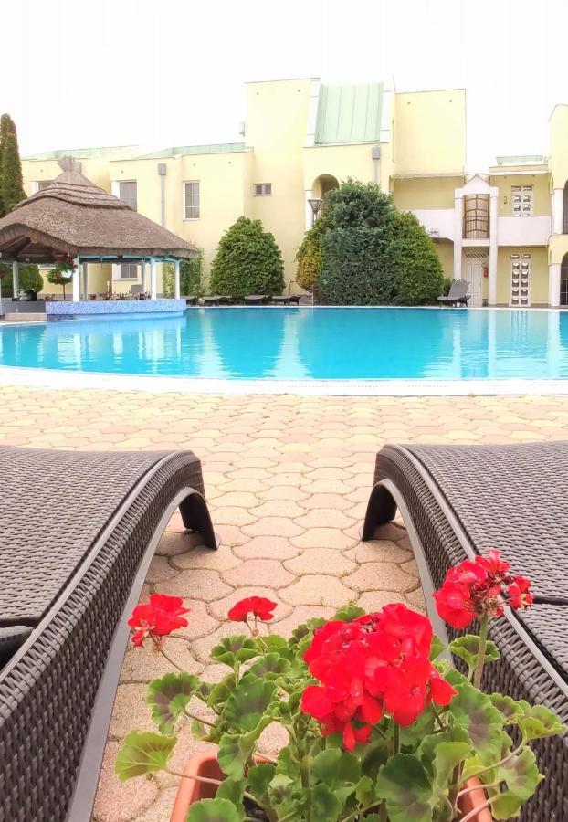 Helena Studio Apartman Siófok Zewnętrze zdjęcie