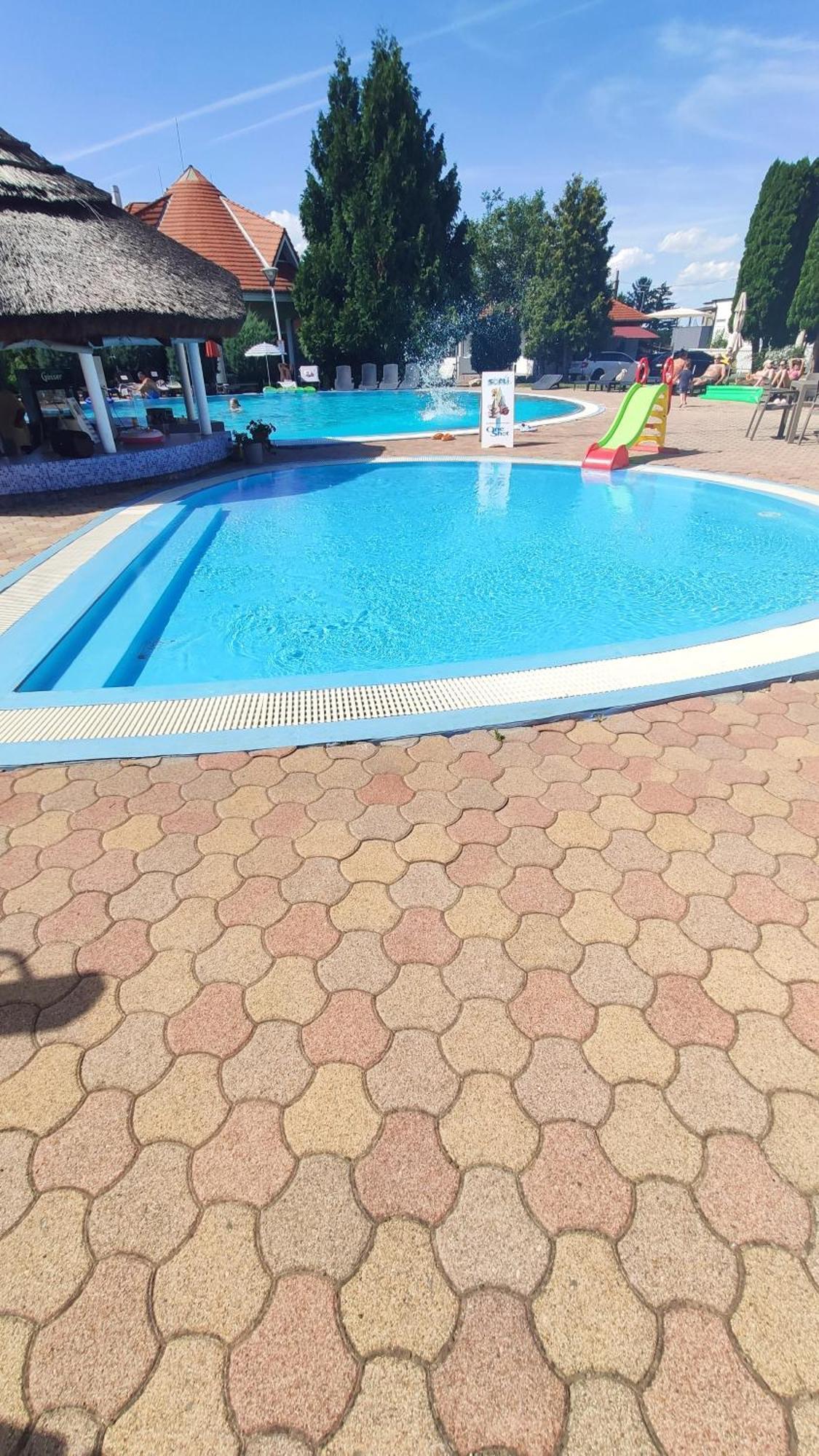 Helena Studio Apartman Siófok Zewnętrze zdjęcie