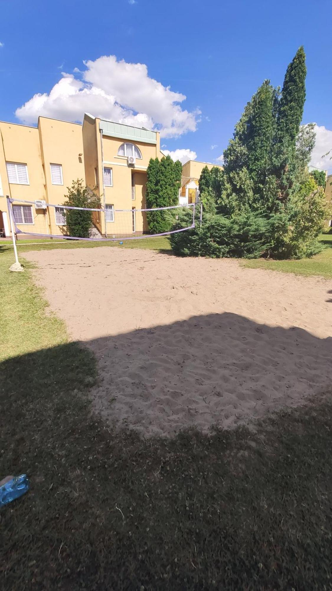 Helena Studio Apartman Siófok Zewnętrze zdjęcie